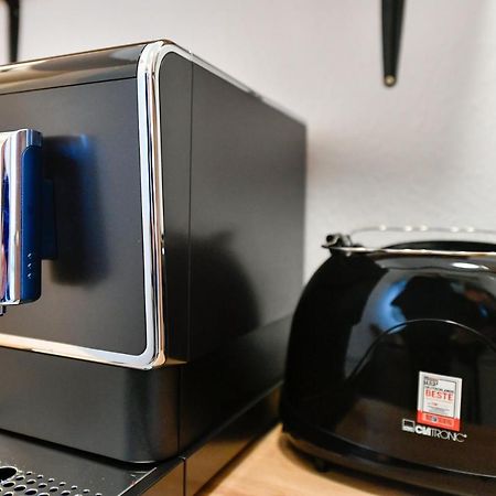 Fuerst-Pueckler-Apartment_Bis 6 Personen_Waschmaschine_Kueche_2X Parkplaetze_Terrasse_Netflix Cottbus Luaran gambar